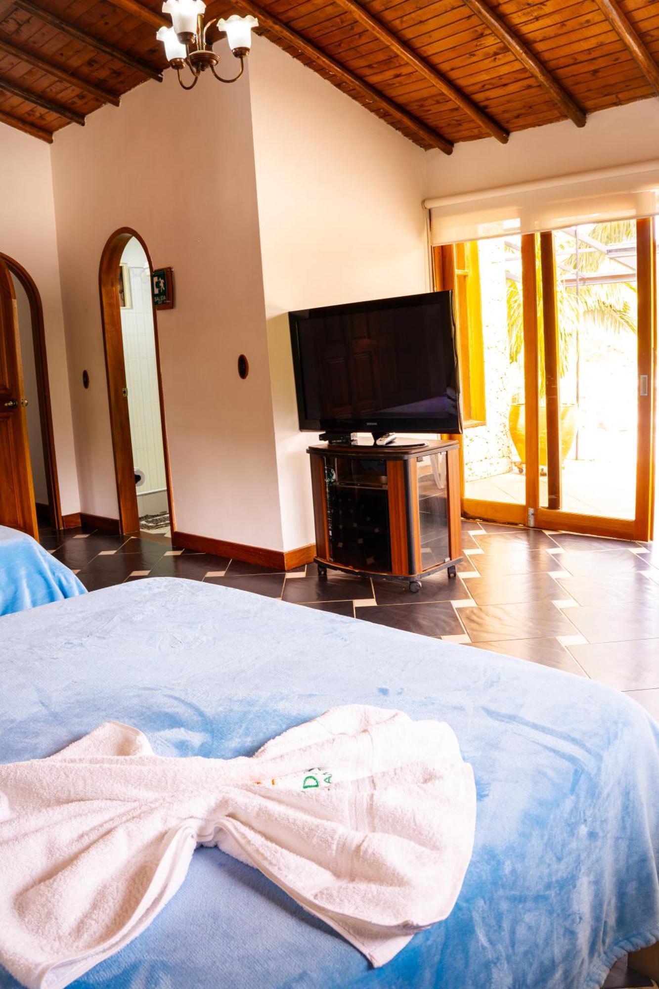 Hotel Casa Linda Guatapé Εξωτερικό φωτογραφία